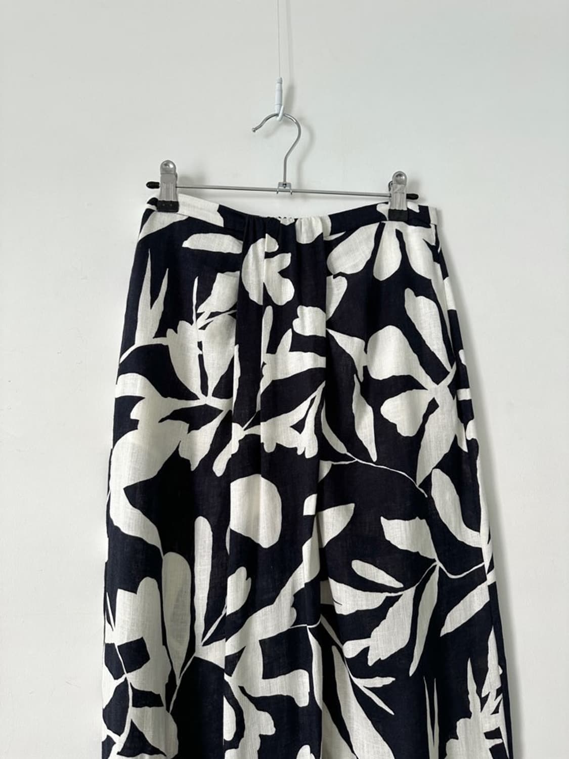 MASSIMO DUTTI leaf pattern twist skirt 상품이미지2