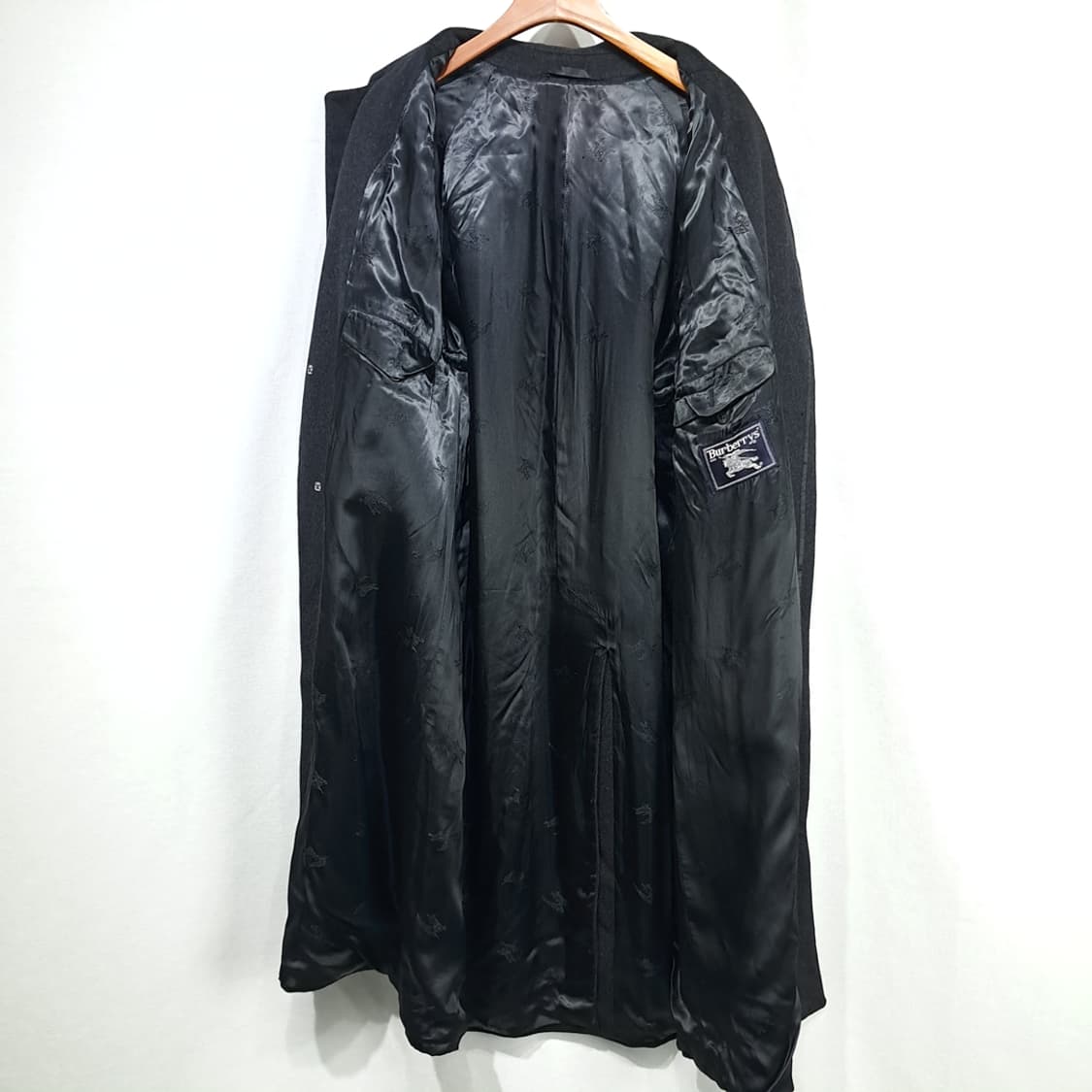 CL286 L 버버리 90s 독일판 울 히든버튼 블랙 코트 상품이미지3
