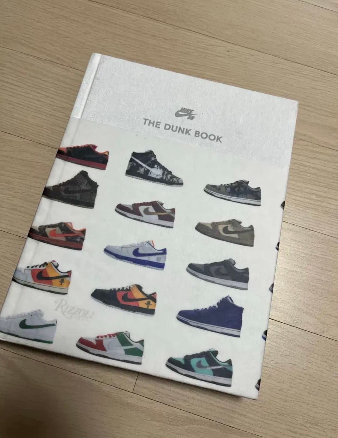 나이키 SB 컬렉션 북 상품이미지1