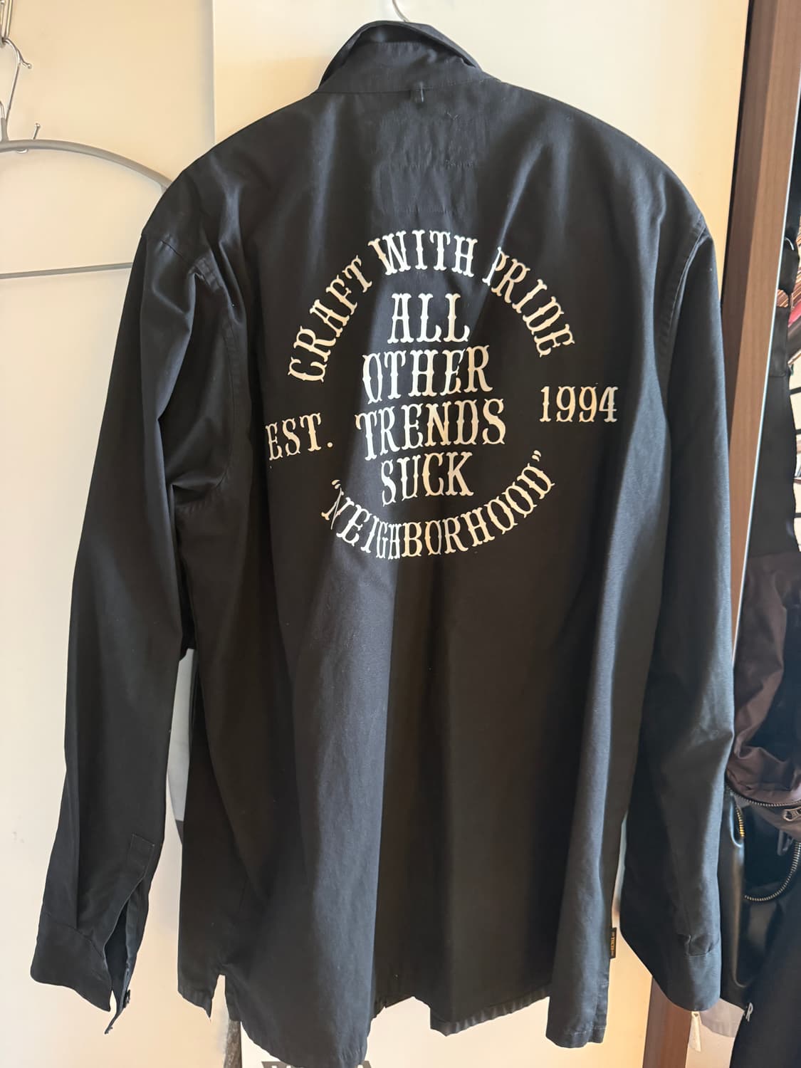 네이버후드 워크셔츠 블랙 L 105000원 상품이미지5