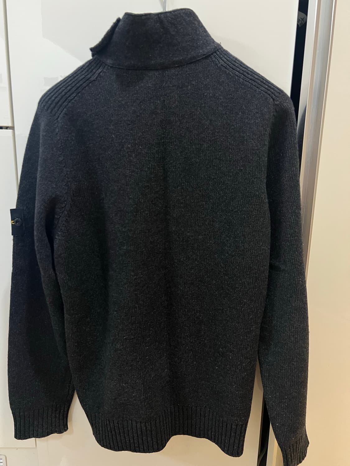 스톤아일랜드 차콜집업가디건 L  상품이미지2