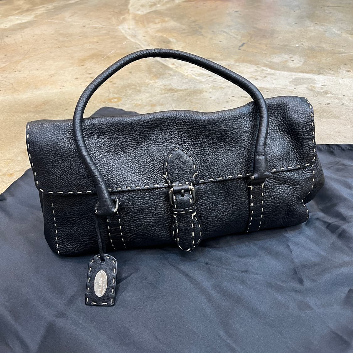 펜디 셀러리아 린다백 상품이미지1