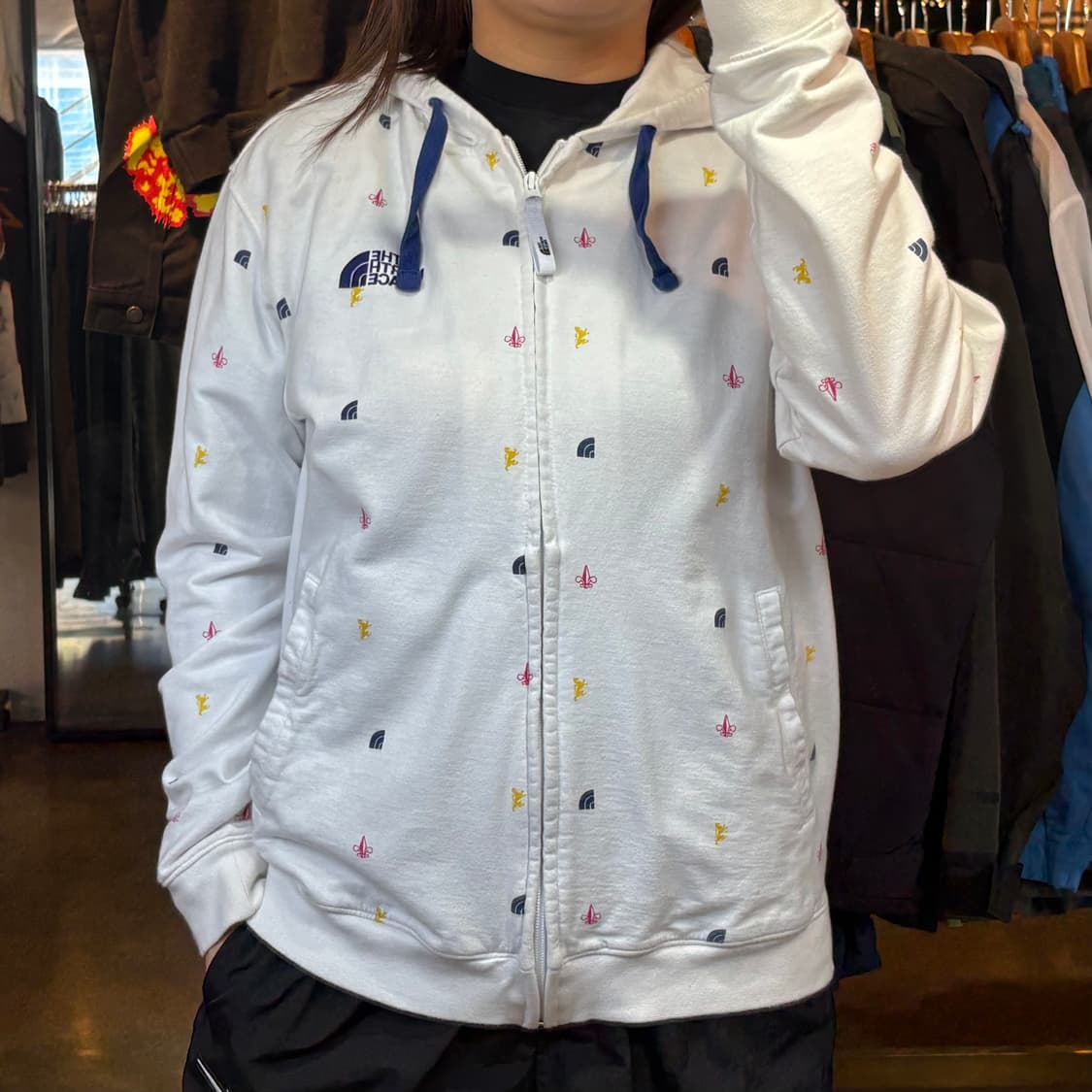 노스페이스 화이트 패턴 후드집업 상품이미지1