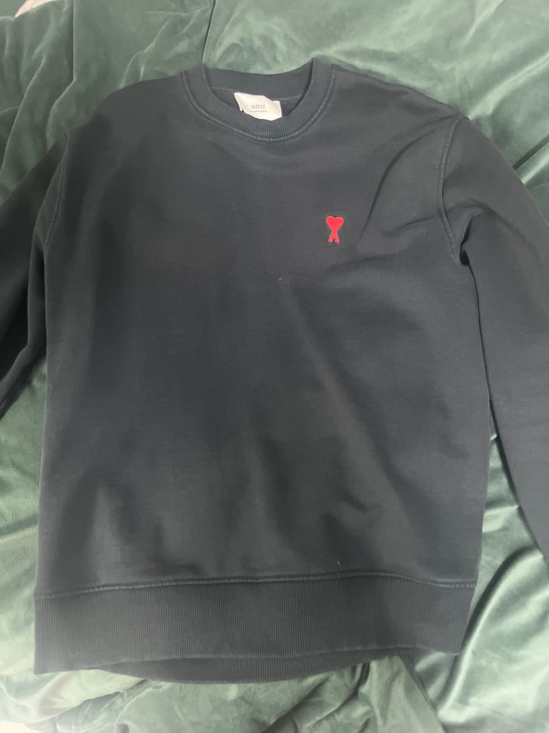 아미 블랙 맨투맨 M팝니다 상품이미지2