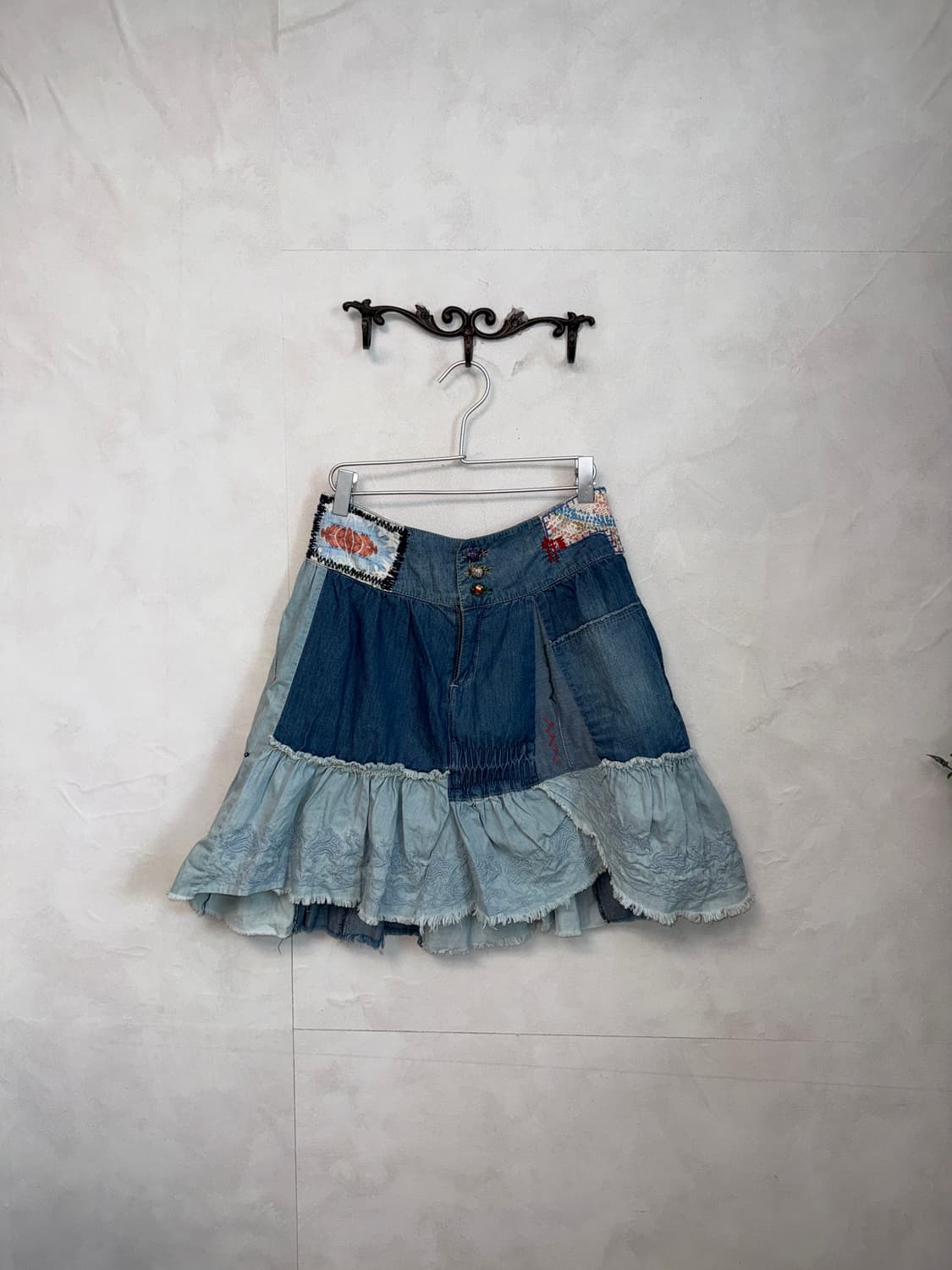 Denim ethnic patchwork flare midi skirt 상품이미지1