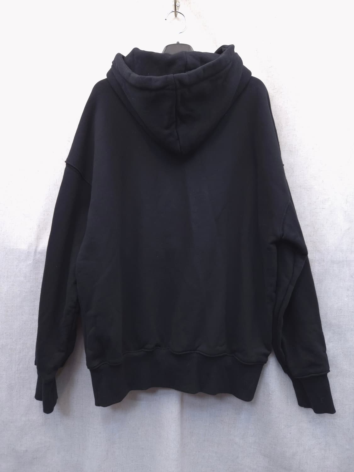 키르시 체리 로고 블랙 후드티 상품이미지3