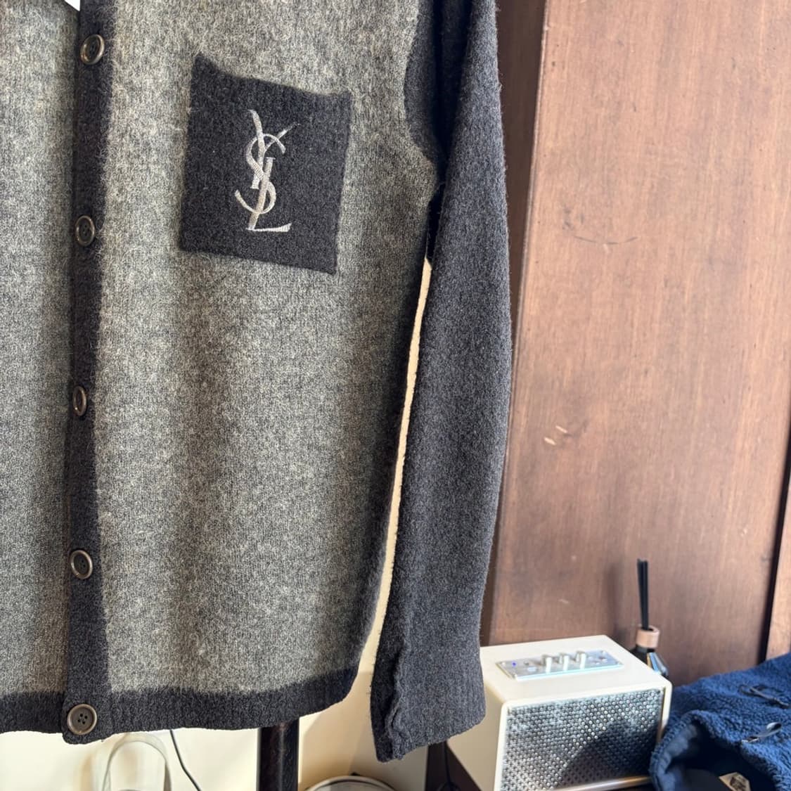 15451 - 입생로랑 모헤어 빅로고 가디건 (울 100%) 상품이미지4