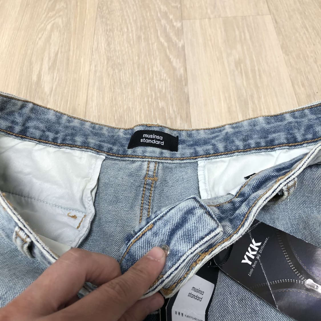 (36) 새상품 무신사 스탠다드 빅 브러쉬 카고 버뮤다 데님 팬츠 블루 상품이미지4