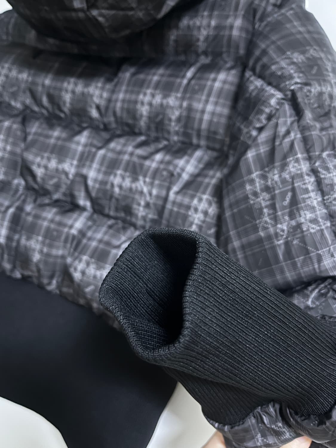 (새상품) 오호스 ojos 리버시블 체크 자켓 패딩 블랙 1사이즈 상품이미지9