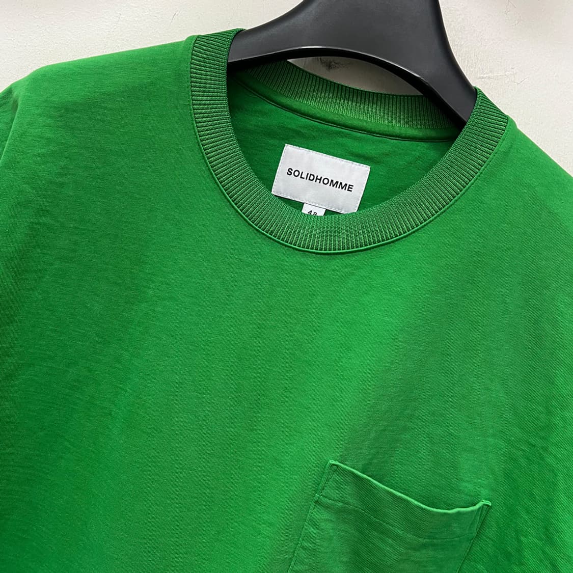 솔리드옴므 그린 오버핏 포켓 반팔티 100 상품이미지3