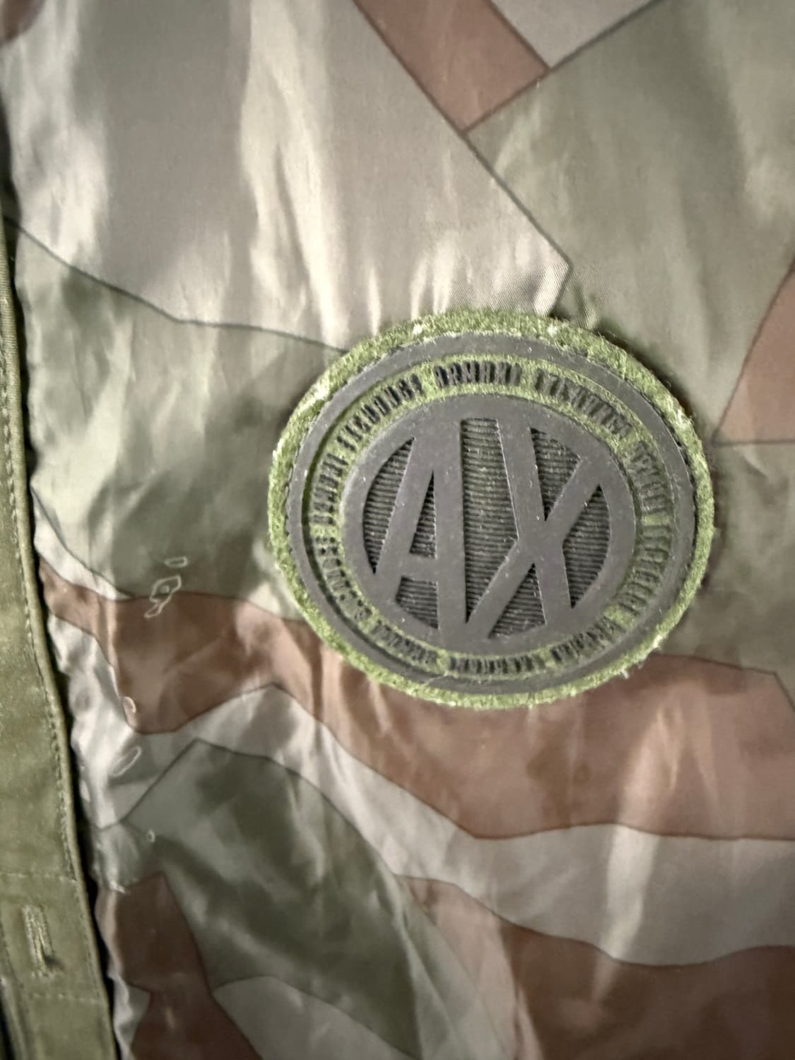 아르마니 익스체인지 카모 후드 패딩 조끼 상품이미지3