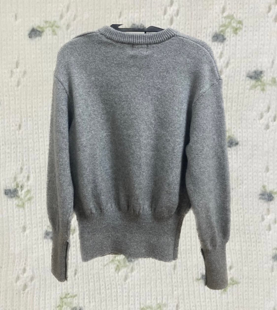 h&m 버튼 니트 상품이미지2