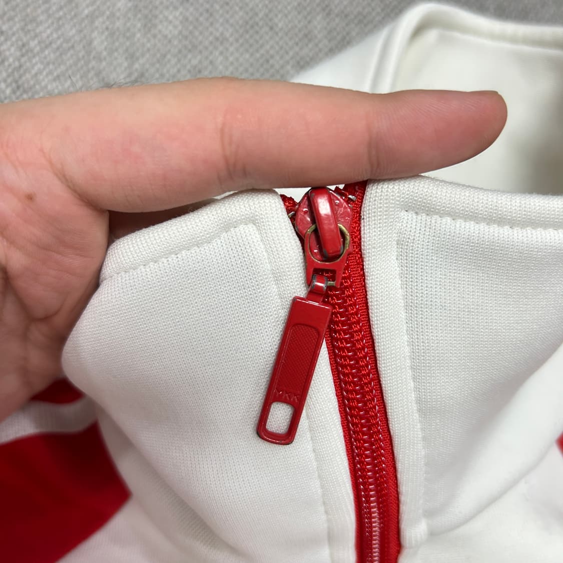 아디다스 구캐나다 흰빨 져지(M) 상품이미지5