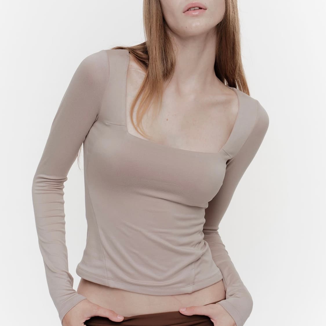 SQ NECK CONTOUR T (SKIN) 2사이즈 상품이미지1