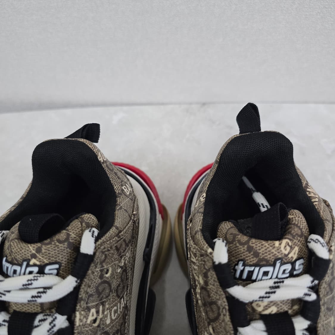 구찌 x 발렌시아가 해커 트리플s 스니커즈 신발 35사이즈 225 230 상품이미지5