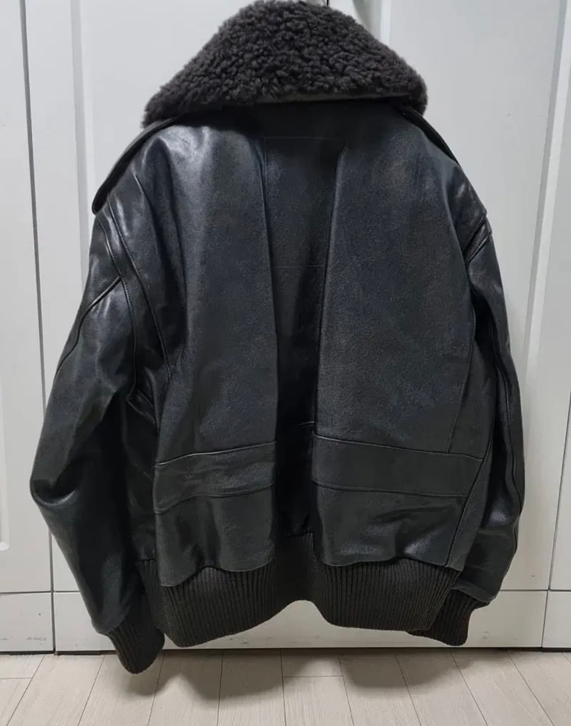 버버리 시어링 리얼 레더 봄버 자켓 상품이미지3