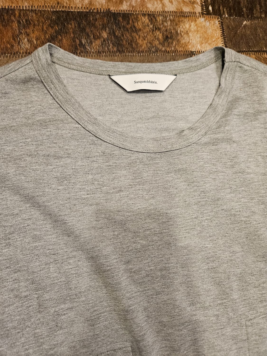 사스콰치패브릭스 티셔츠  상품이미지3