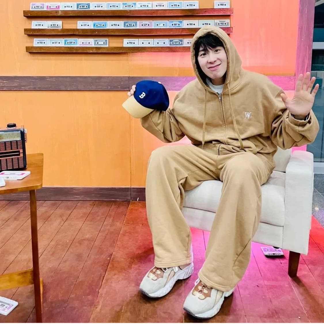 [42] 아크네 스튜디오 피오 락어웨이 스니커즈 베이지 상품이미지2