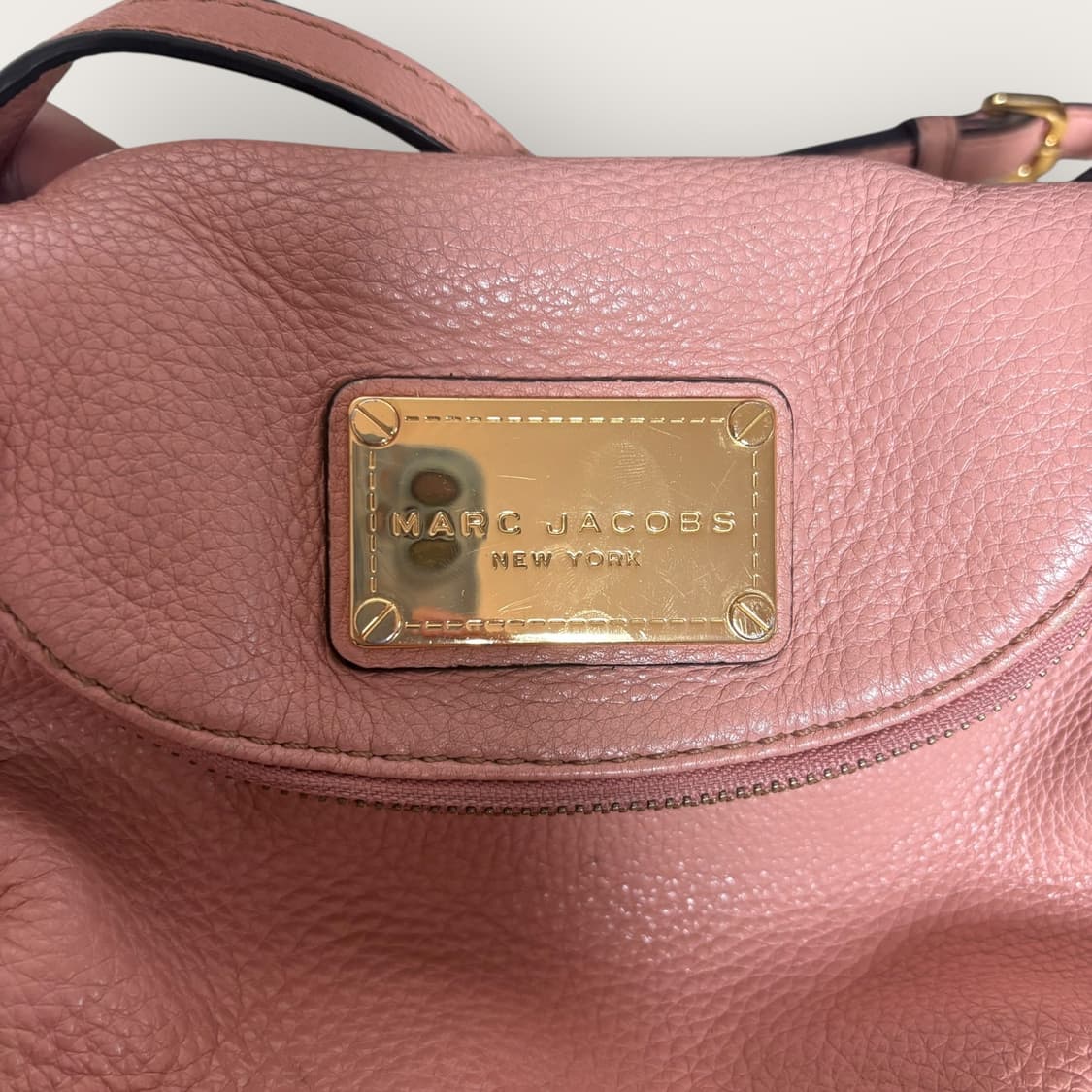 마크제이콥스 소가죽 핑크 미니크로스백 상품이미지2
