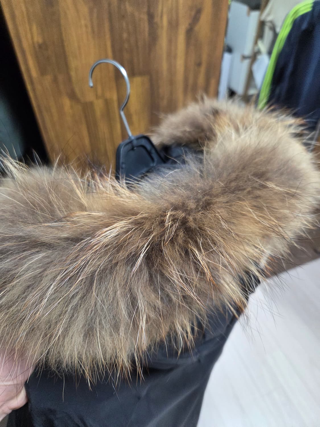 몽벨 가이아 구스다운 코트 롱패딩 판매합니다. 상품이미지7