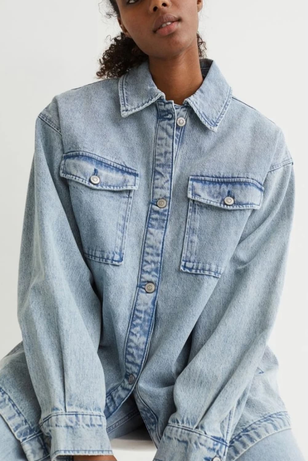 h&m 오버핏 데님 셔츠 자켓 상품이미지2