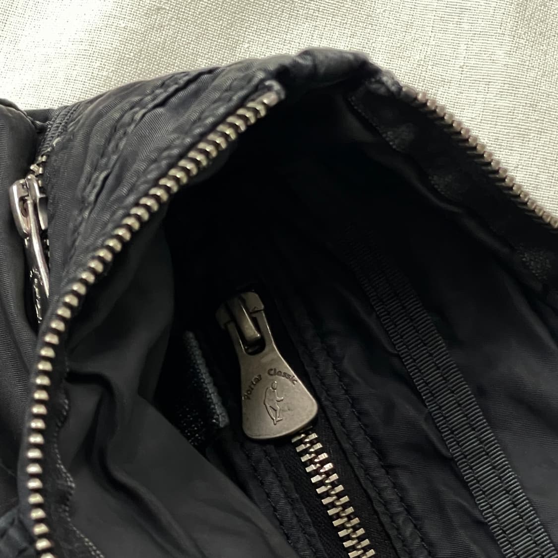 (거의새상품)포터클래식 슈퍼나일론 헬멧백 S 블랙/요시다포터 헬멧백 상품이미지4