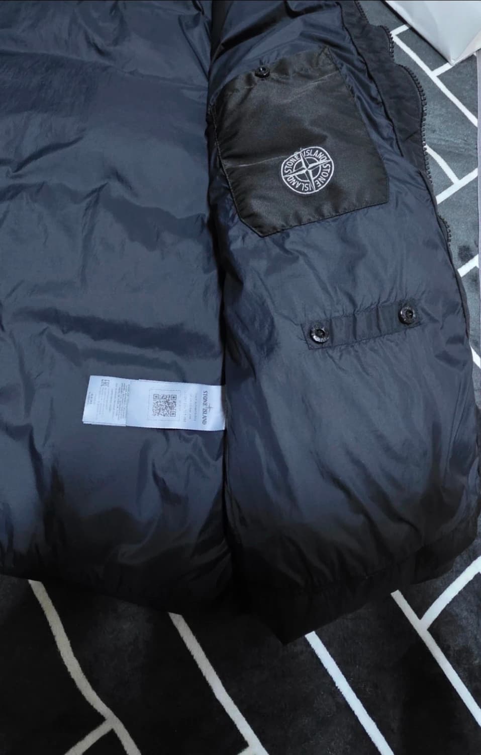 스톤아일랜드 가먼트다이 크링클랩스 패딩 상품이미지7