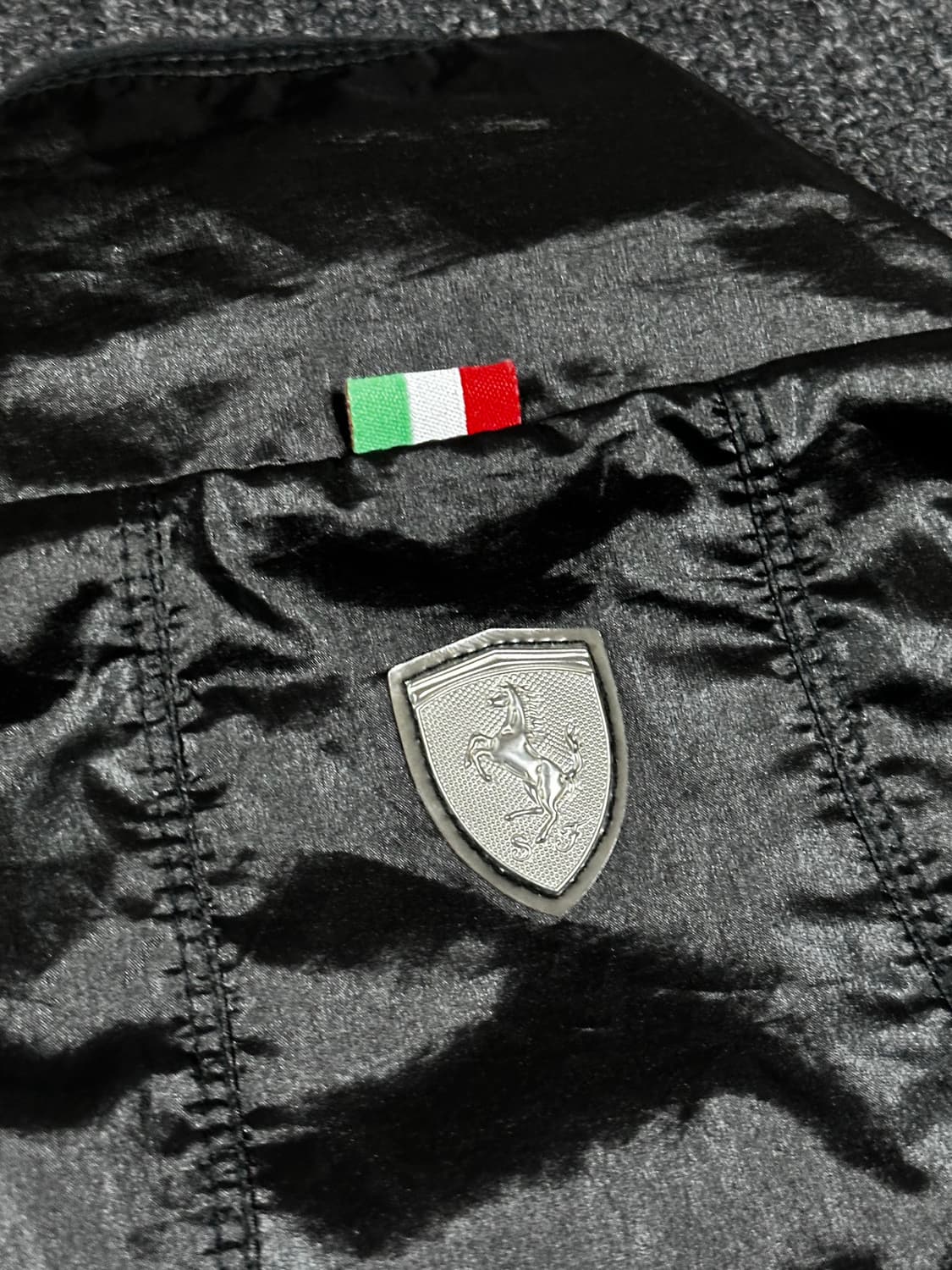 Ferrari x Puma Scuderia 페라블랙 블루종 레이싱 자켓 상품이미지4