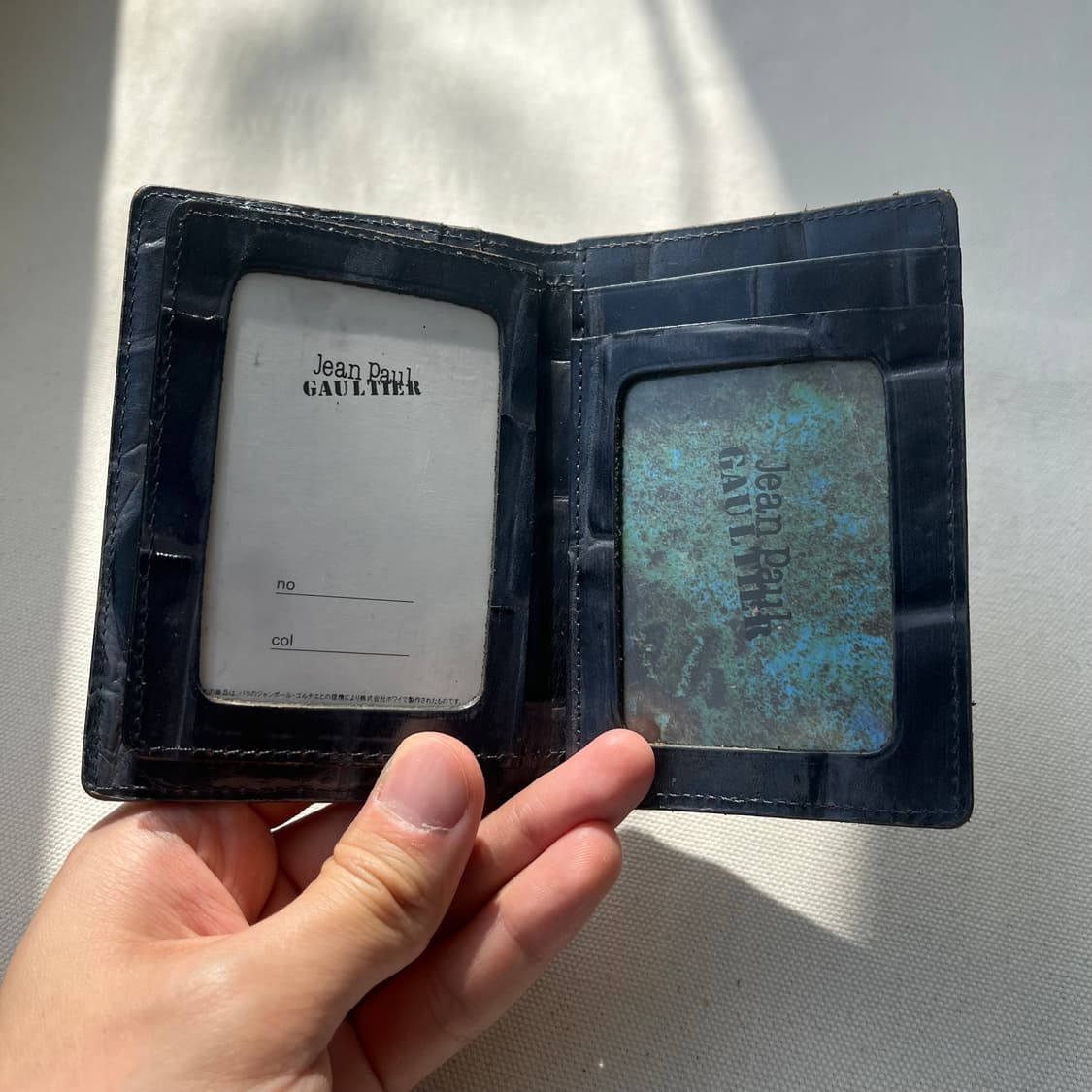 장폴고티에 크로커다일 엠보 레더 카드월렛 상품이미지4