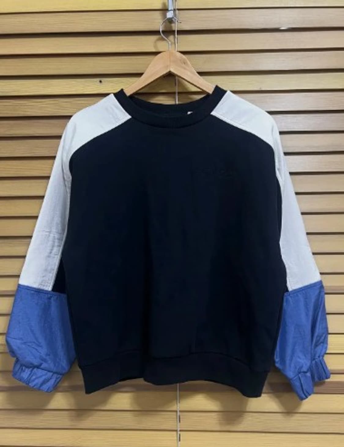 리바이스 여성 나그랑 맨투맨티셔츠 XS/55 상품이미지2