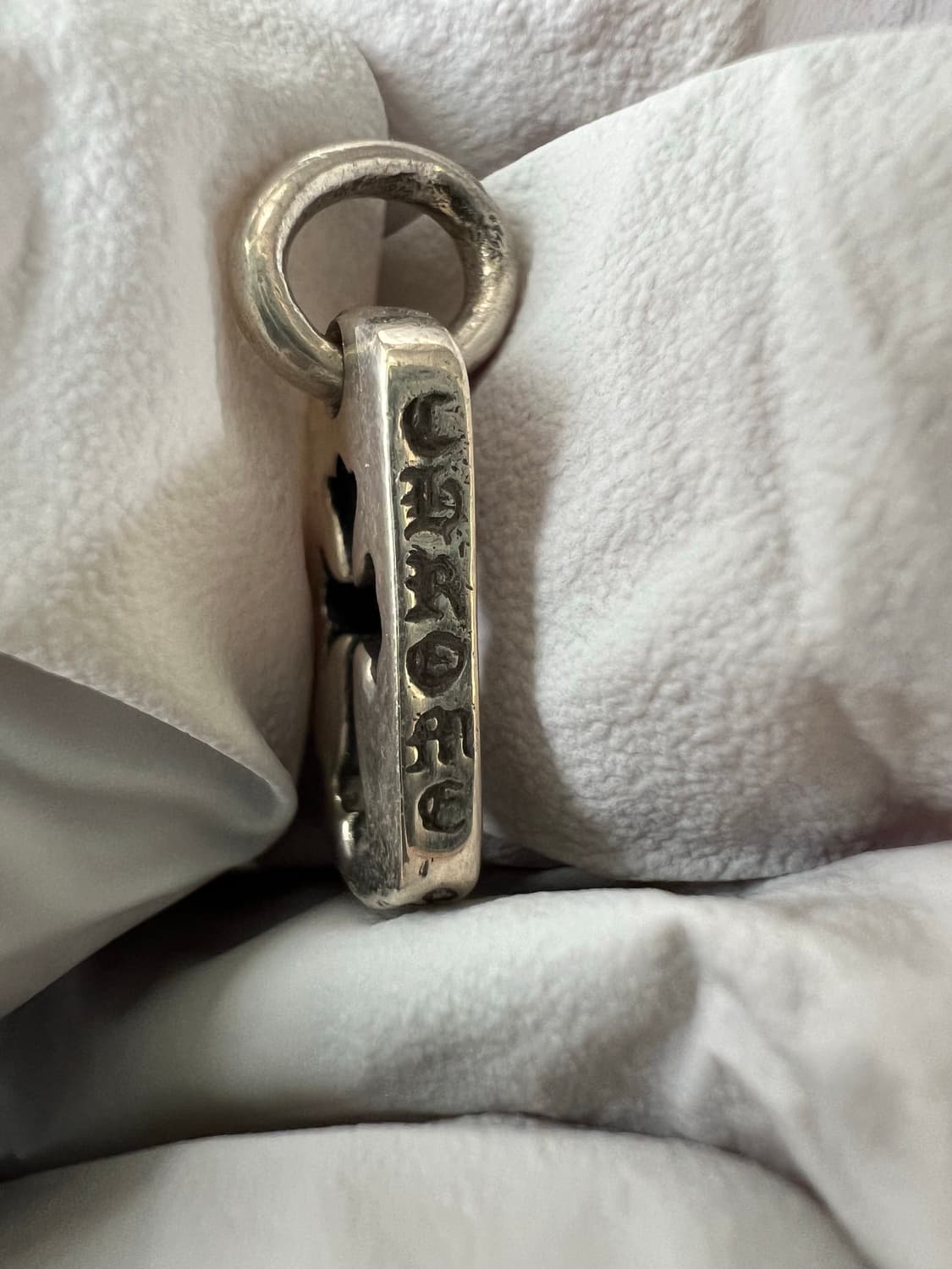 크롬하츠 타이니 컷아웃 도그택 상품이미지3