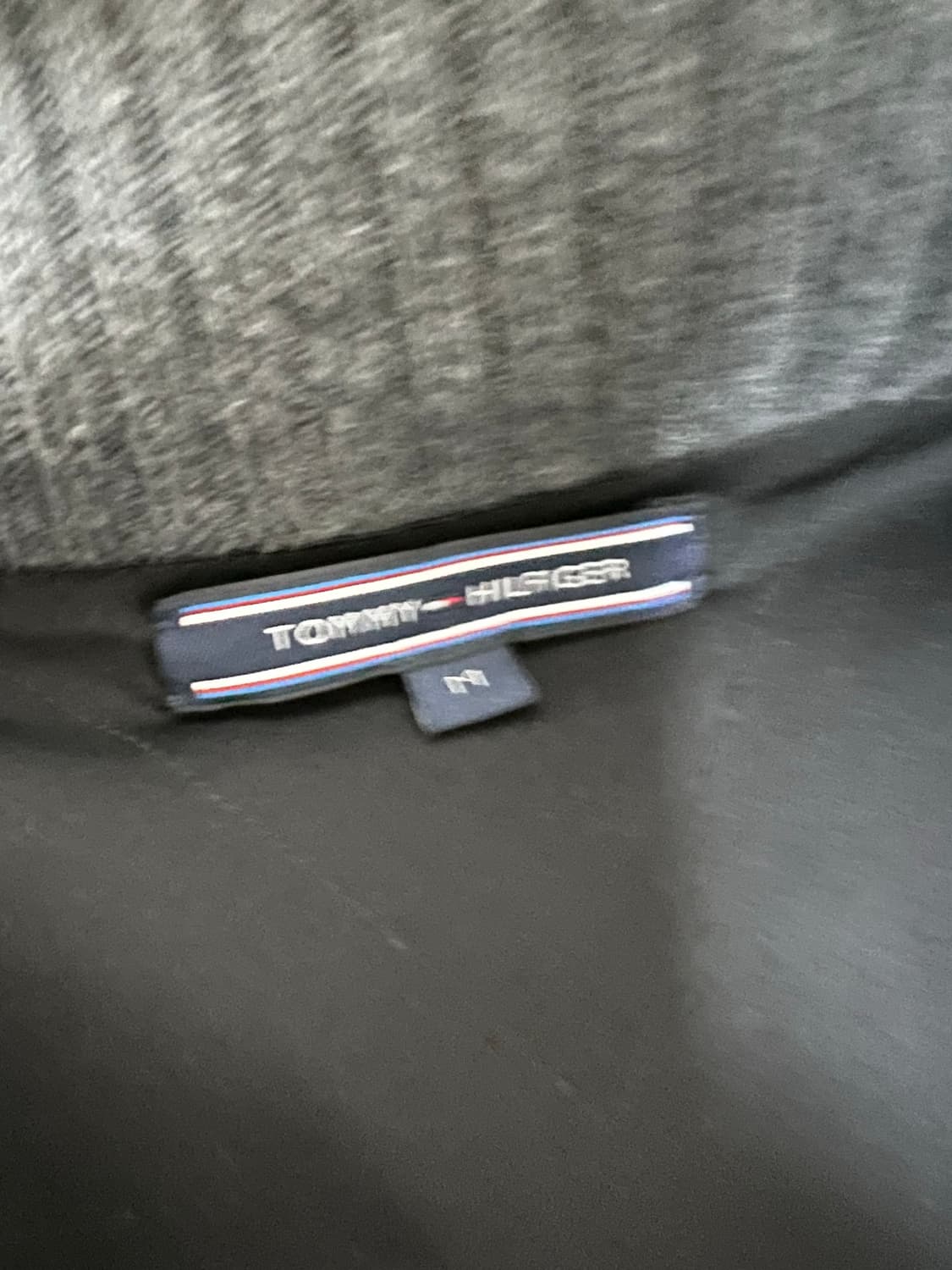 타미힐피거 차콜 니트 투웨이 집업 상품이미지3