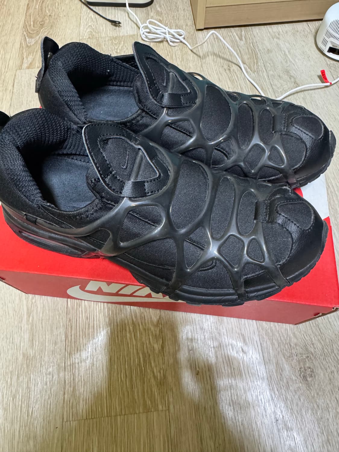 나이키 에어 쿠키니 트리플 블랙 270 상품이미지3