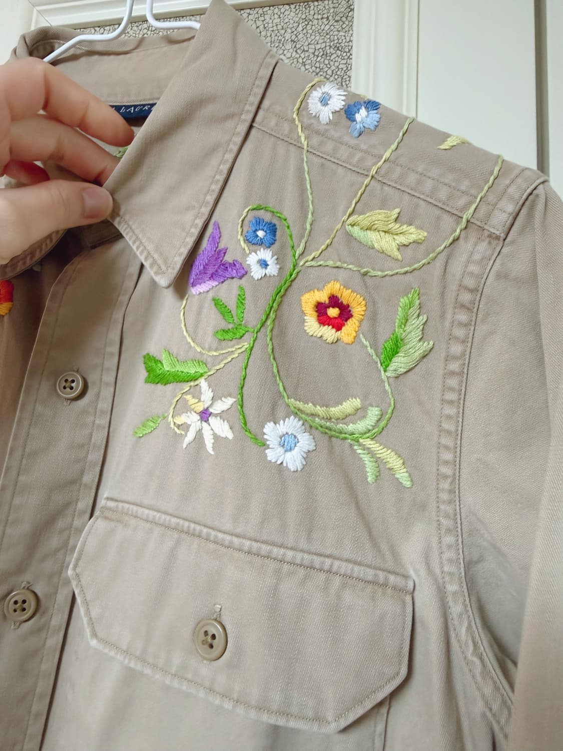 랄프로렌 플라워 자수 베이지 셔츠 상품이미지3