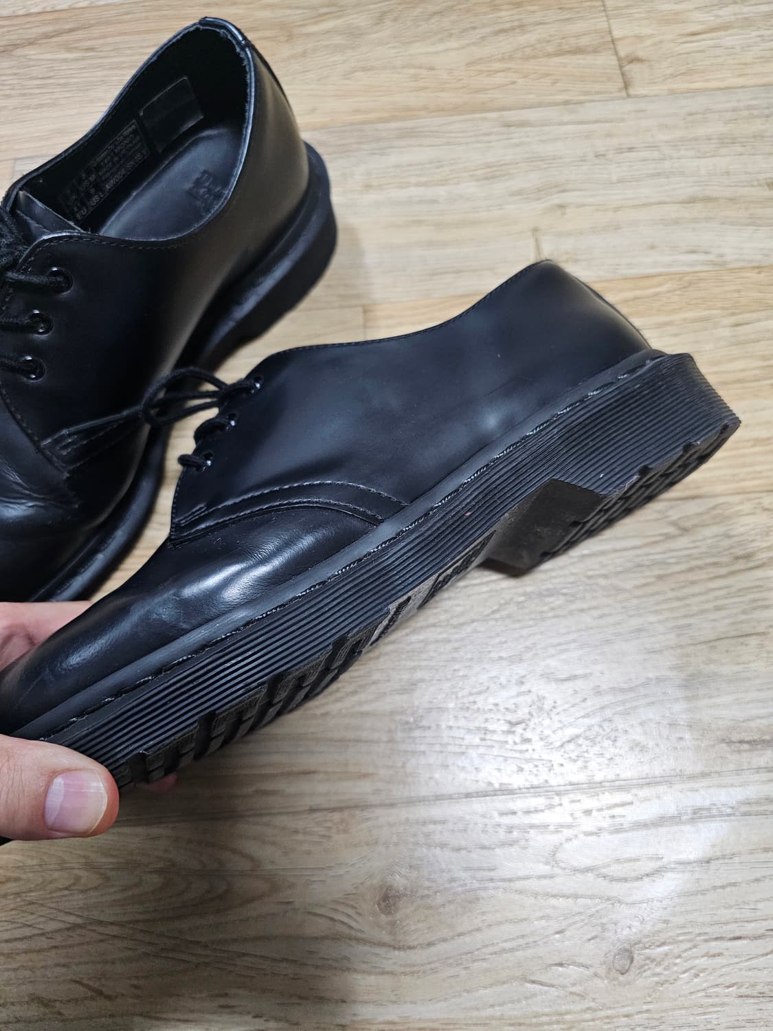 닥터마틴 1461 모노 260 사이즈 (UK7) 상품이미지4