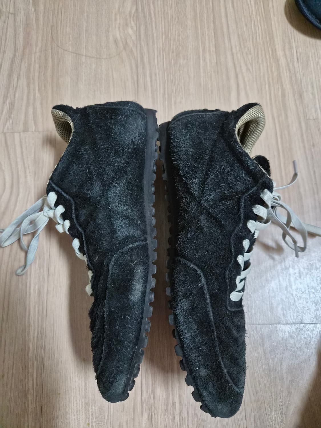해칭룸 스웨이드 풋볼슈즈 245 상품이미지2