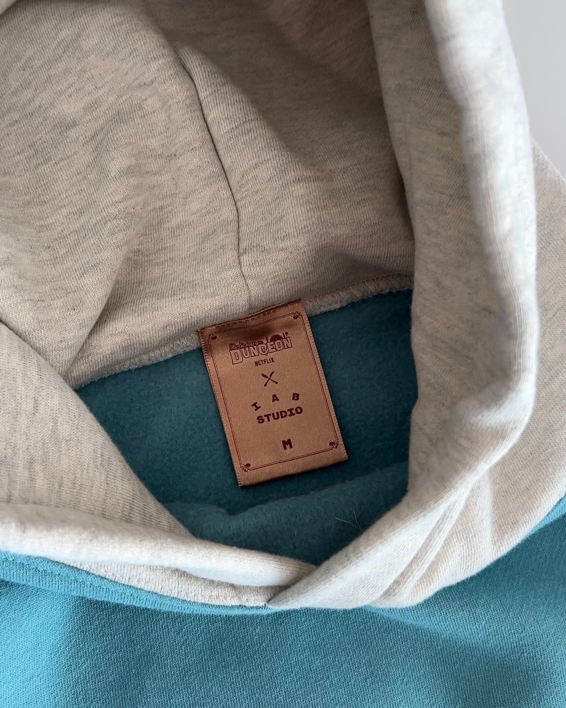 아이앱스튜디오 X 던전밥 후드티 M 상품이미지2