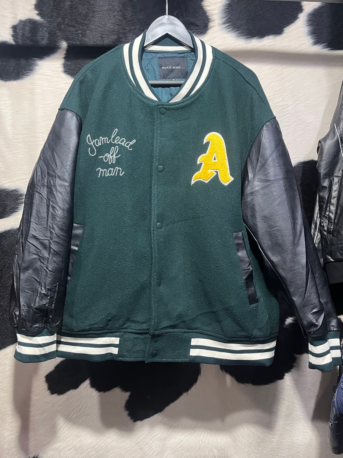 Nico and 바시티 자켓 상품이미지2