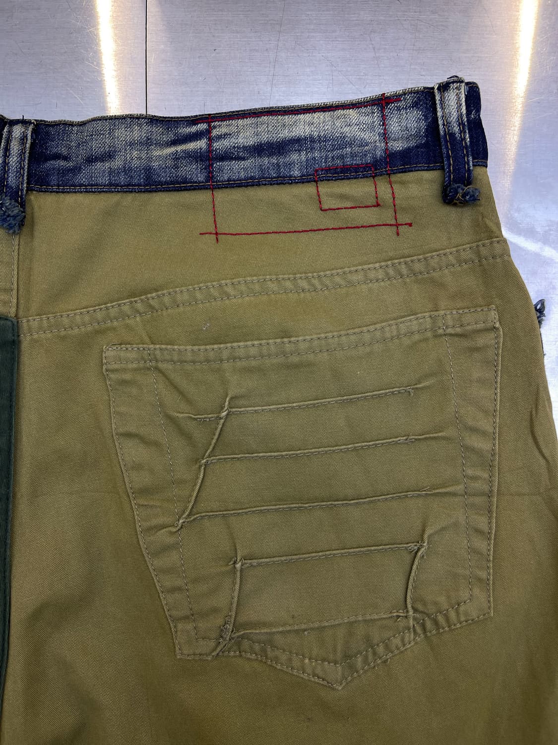 Burks Bull 데님 패치워크 데미지 팬츠 상품이미지6