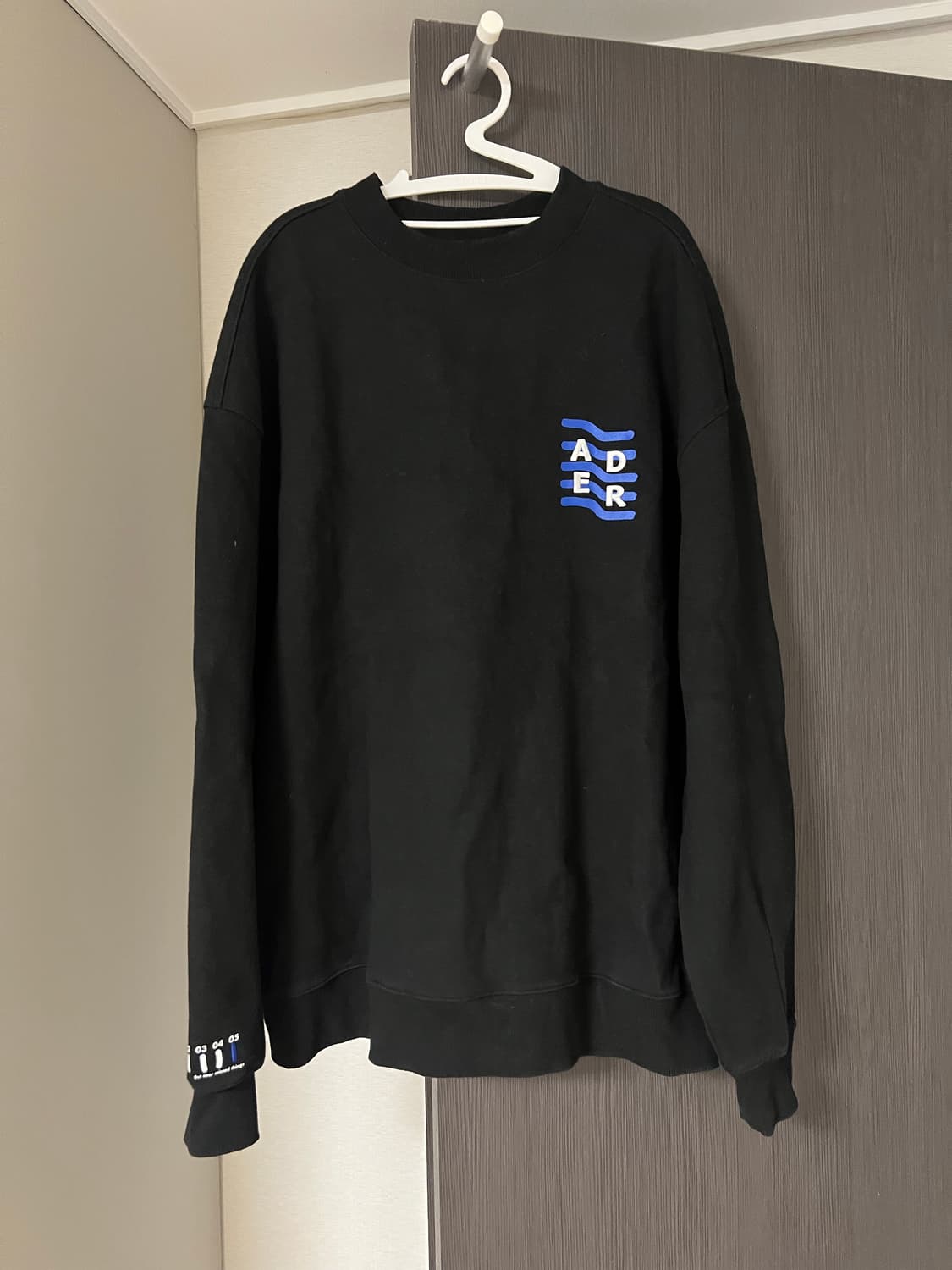 아더에러 5주년 맨투맨 a1사이즈 상품이미지1