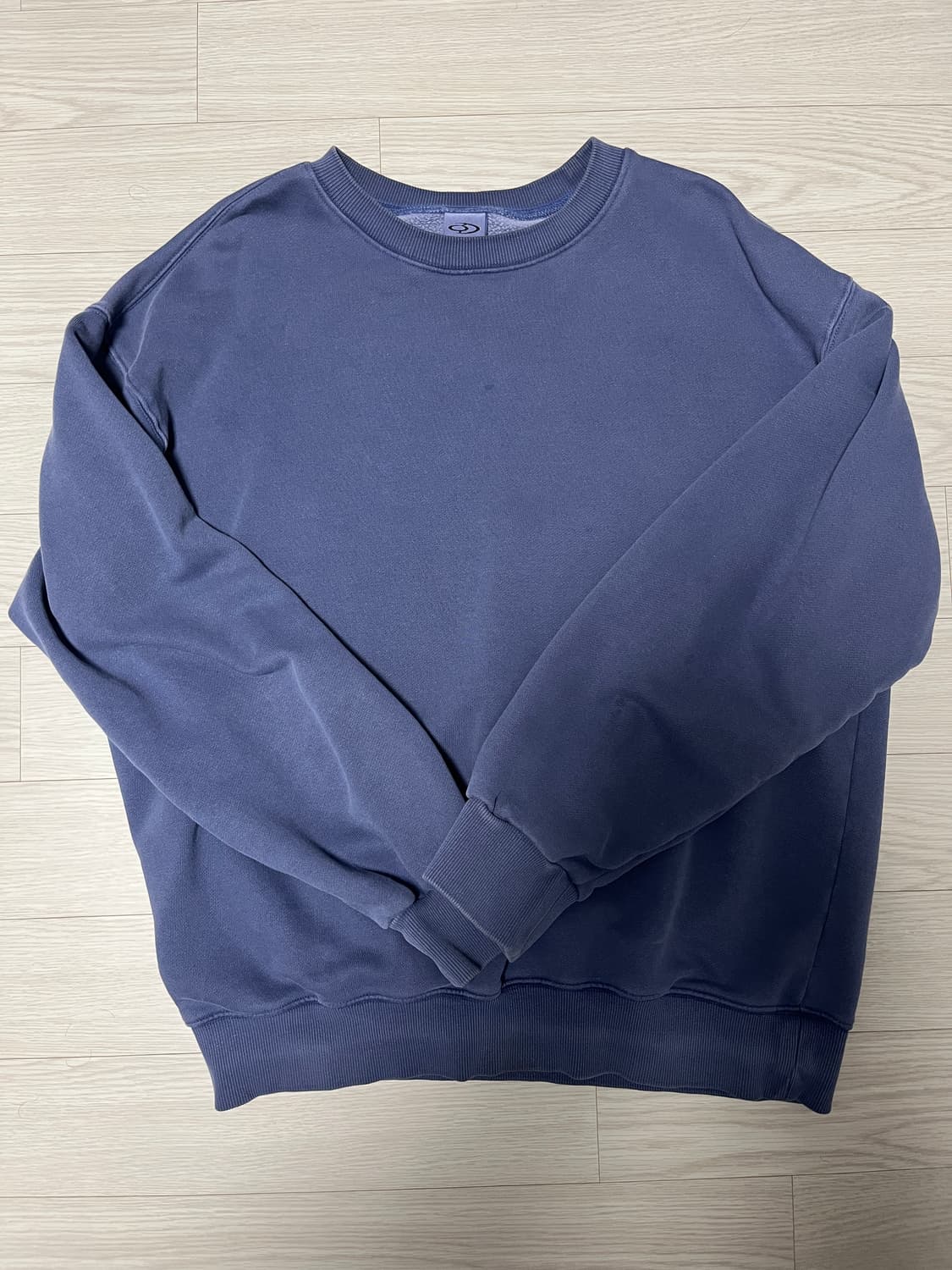 트래블 맨투맨 블루 상품이미지1