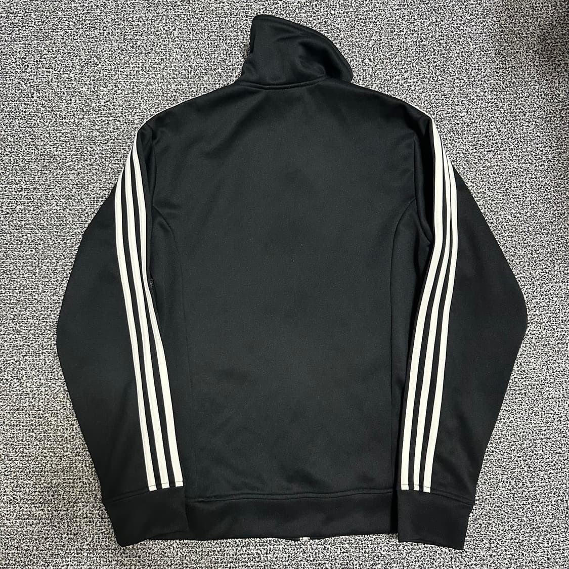 (95) 아디다스 삼선 유로파 트랙탑 블랙 상품이미지4