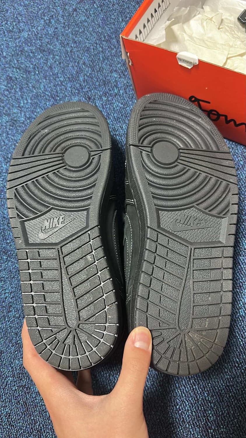 나이키 조던 1 X 스캇 레트로 OG 팬텀 로우 스니커즈 상품이미지5