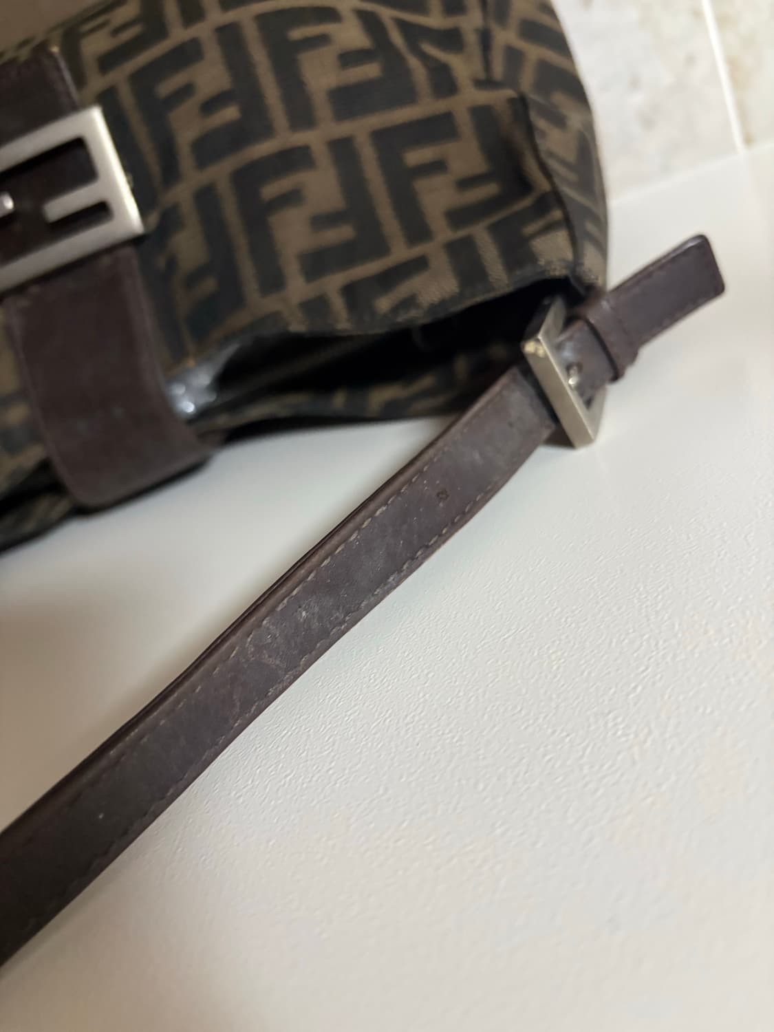 펜디 빅주카 숄더백 상품이미지5