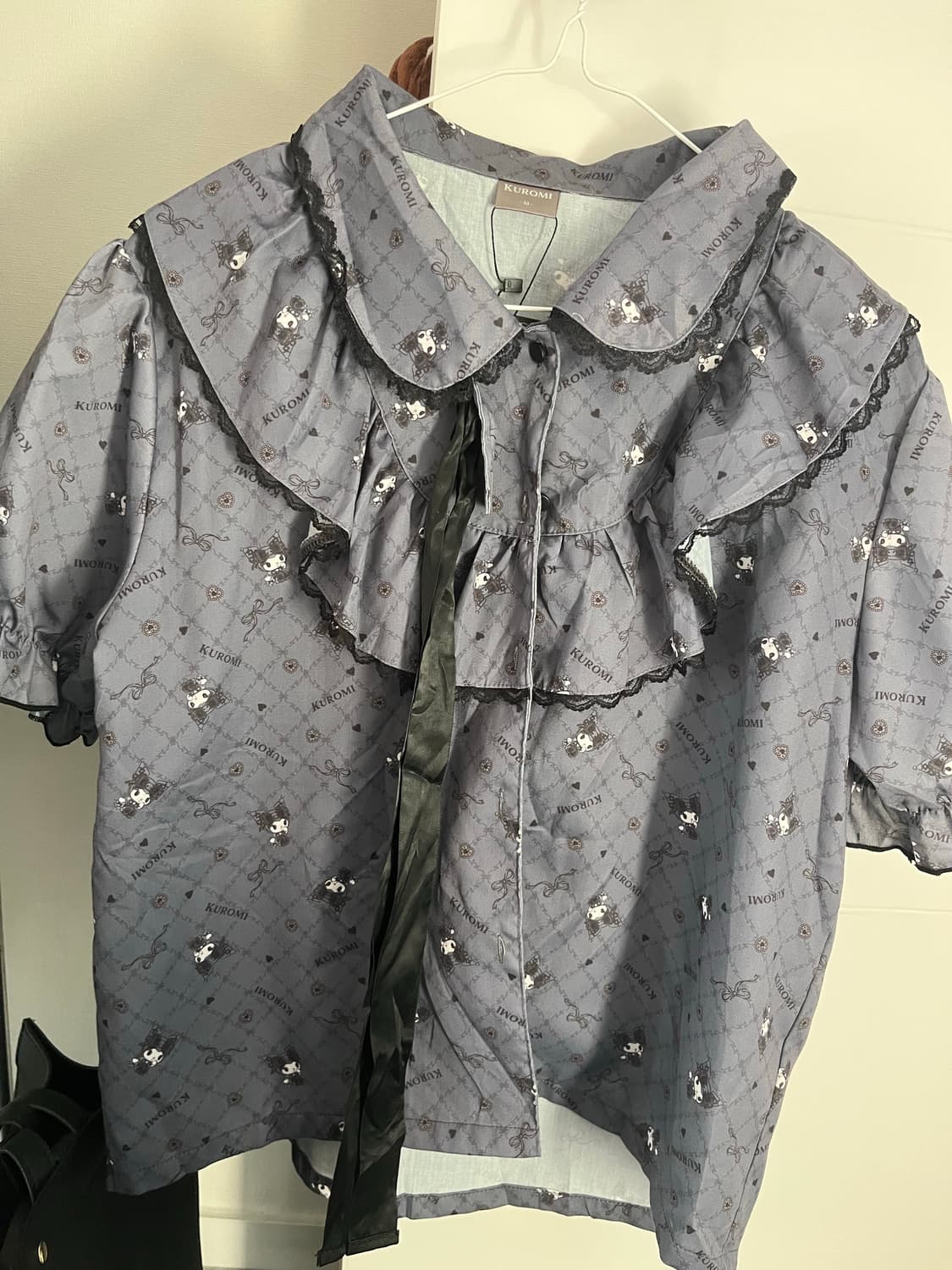 쿠로미 반팔 셔츠 상품이미지1