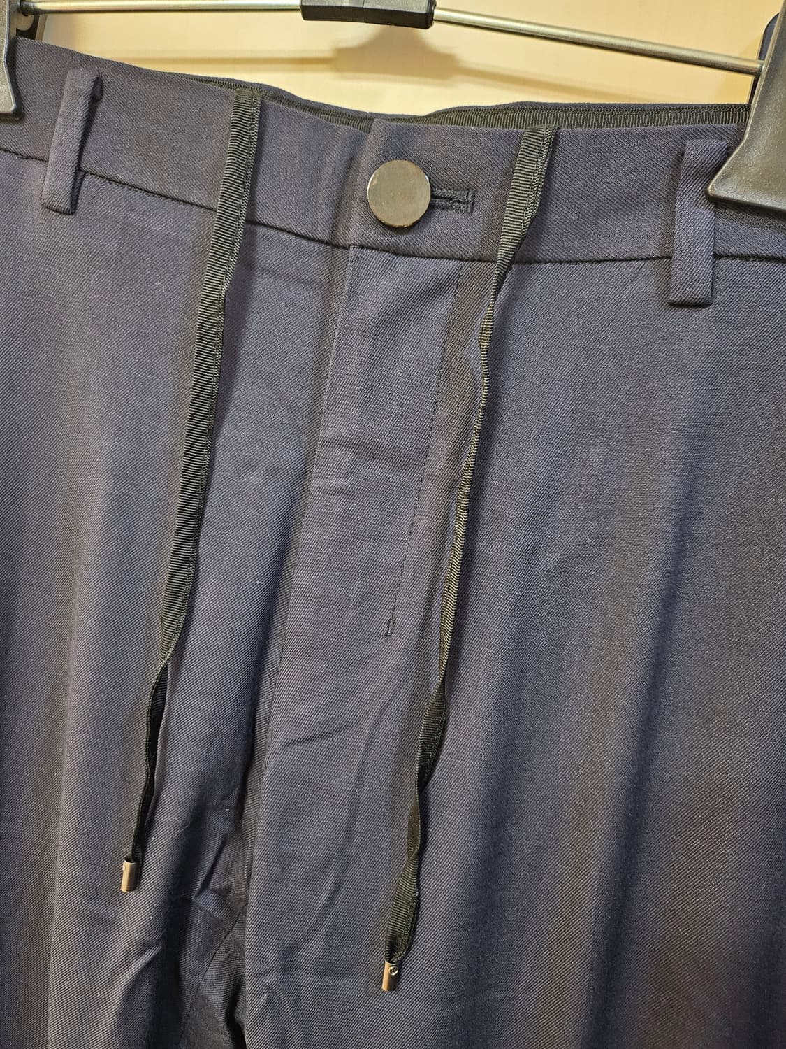 우영미 남성 배색 바지 네이비 34 상품이미지2