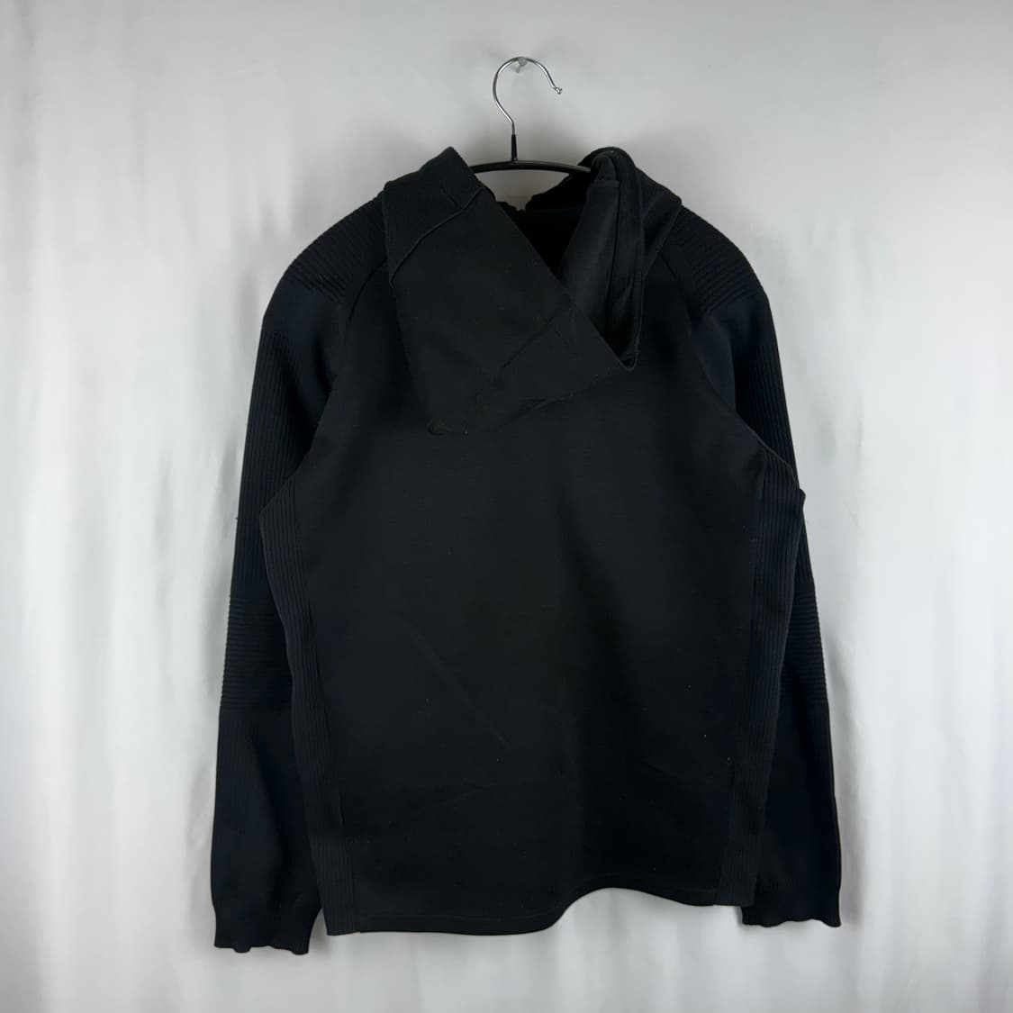 160) 데상트 퓨전플렉스 하이브리드 플리스 자켓 블랙 상품이미지6