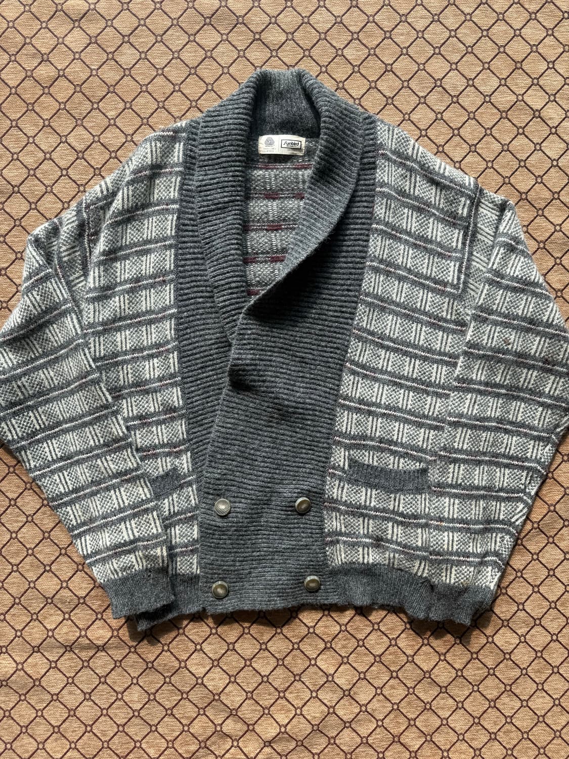 그레이 버튼 디테일 니트 가디건 상품이미지2