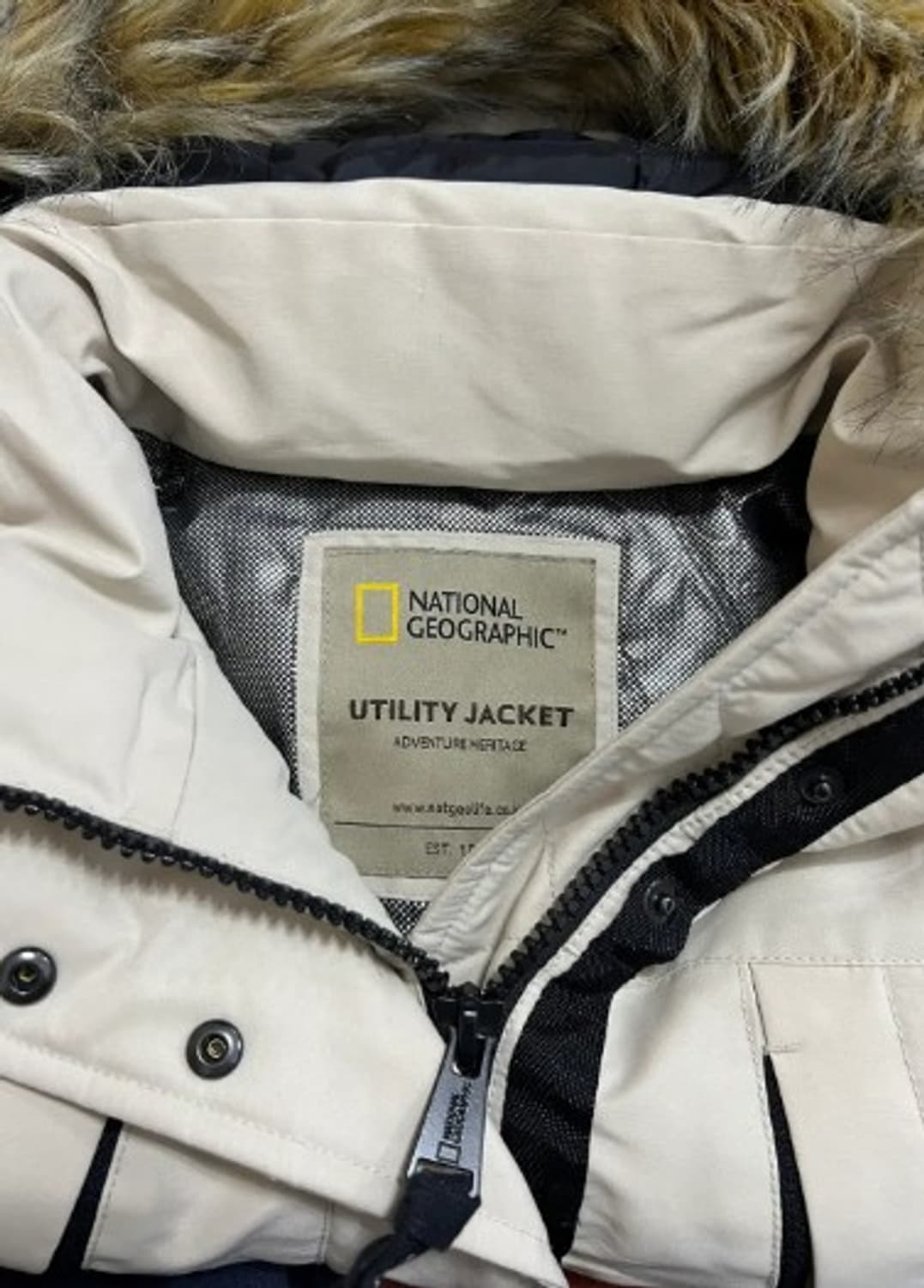 내셔널지오그래픽 여성 아이보리 덕다운패딩점퍼 패트롤숏패딩 90 상품이미지4