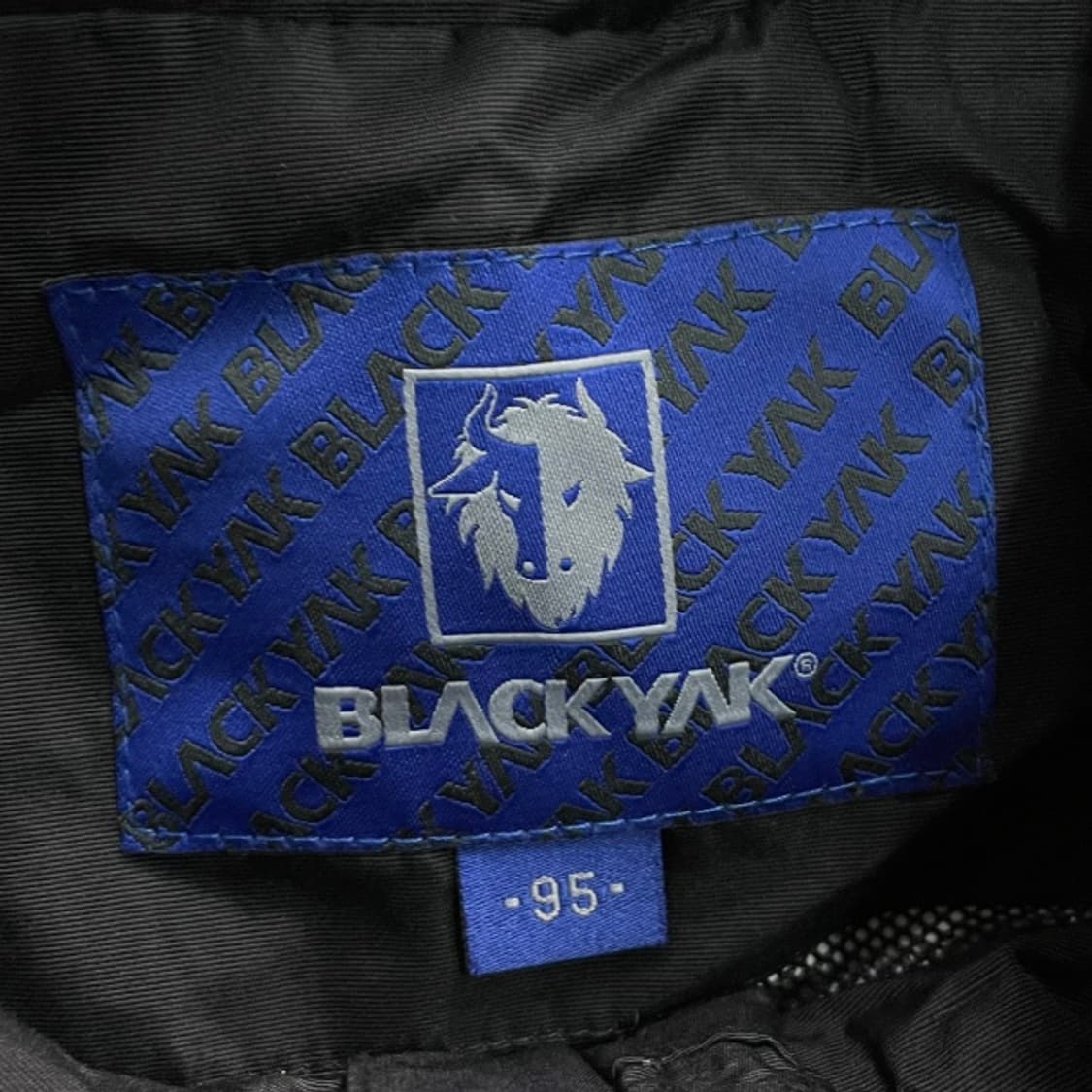 100 블랙야크 바람막이 상품이미지3